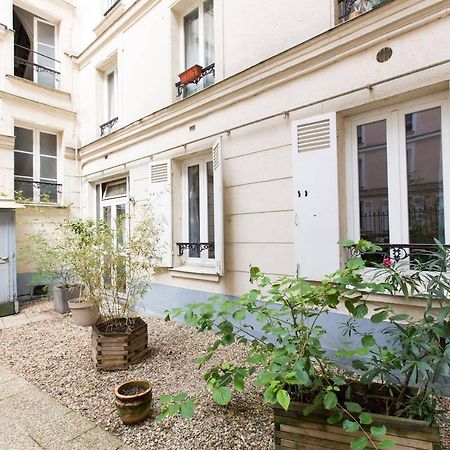パリ Coup De Coeur A Montmartre Bed & Breakfast エクステリア 写真