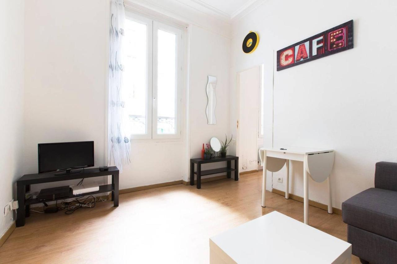 パリ Coup De Coeur A Montmartre Bed & Breakfast エクステリア 写真